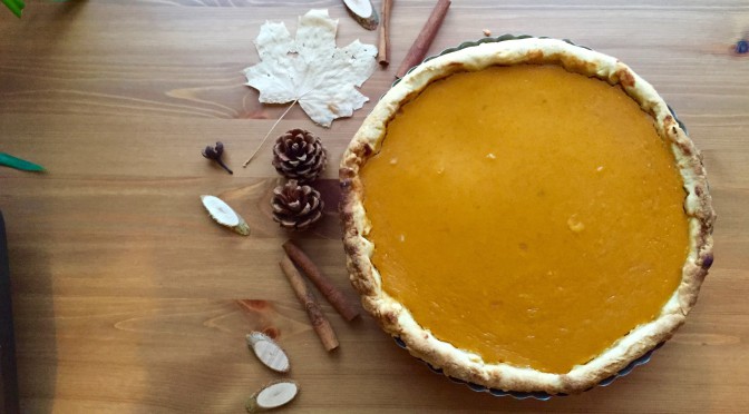 Butternuss-Kürbis und Süßkartoffel Pie
